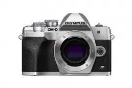 Olympus OM-D E-M10 IV