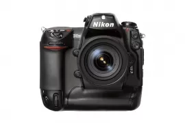 Nikon D2H