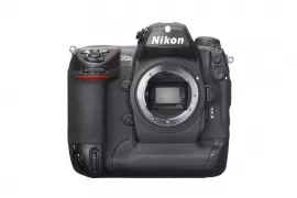Nikon D2Xs