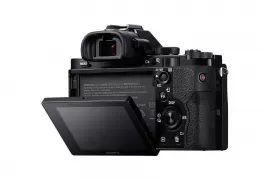 Sony A7